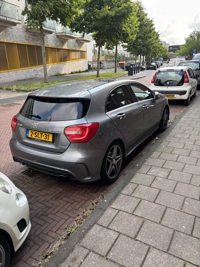 Mercedes-Benz A 200 mooie a klasse uit 2013 met pano Šedá - 2