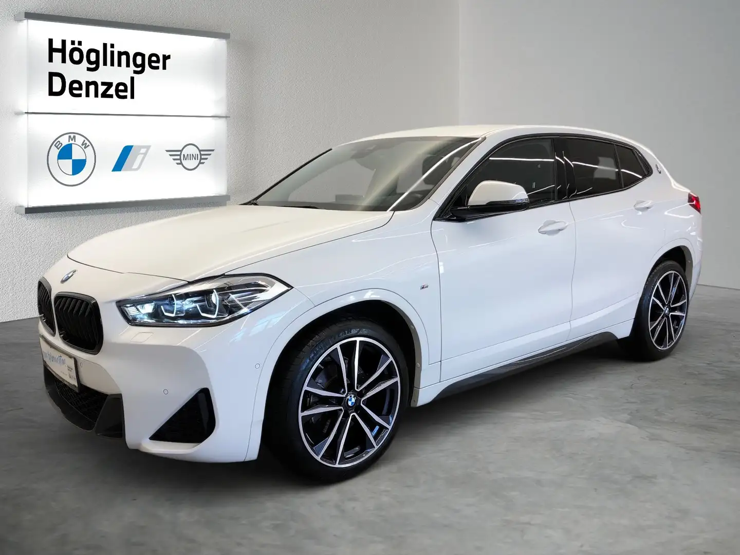 BMW X2 sDrive18i Weiß - 2