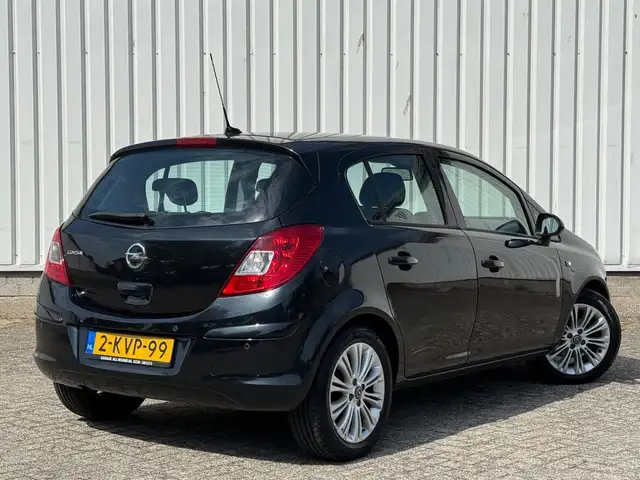 Opel Corsa view 6