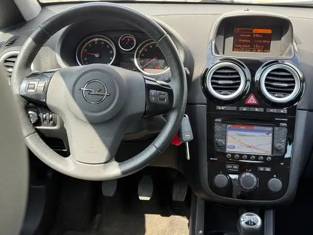 Opel Corsa view 4