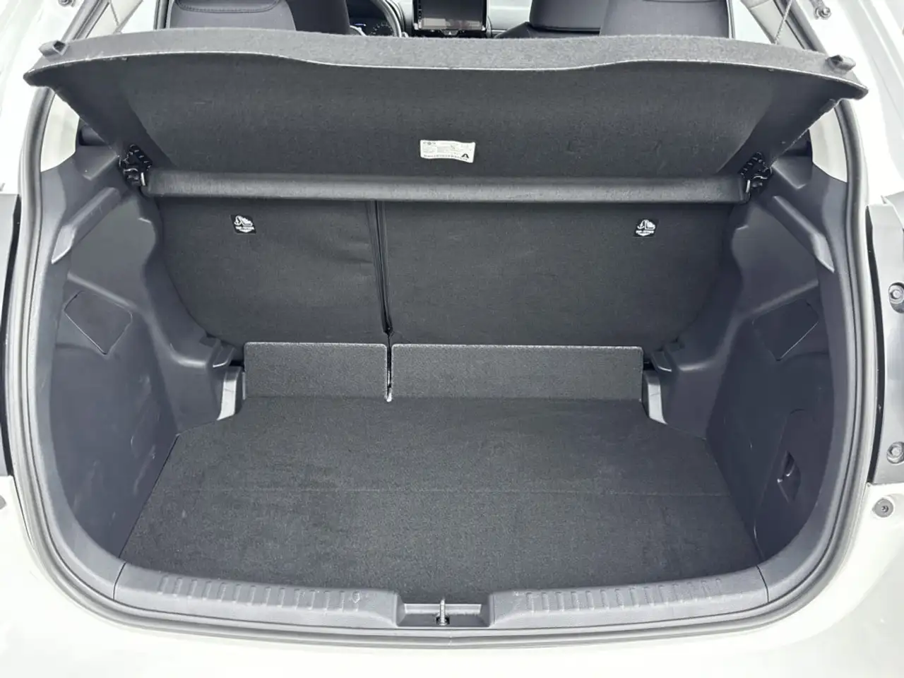 Toyota Yaris 2026 — фото 14