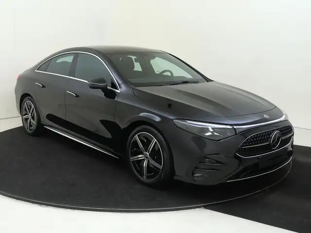 Mercedes-Benz CLA view 2
