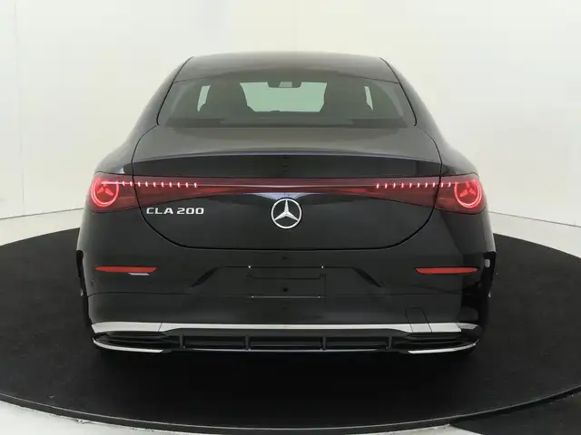 Mercedes-Benz CLA view 7