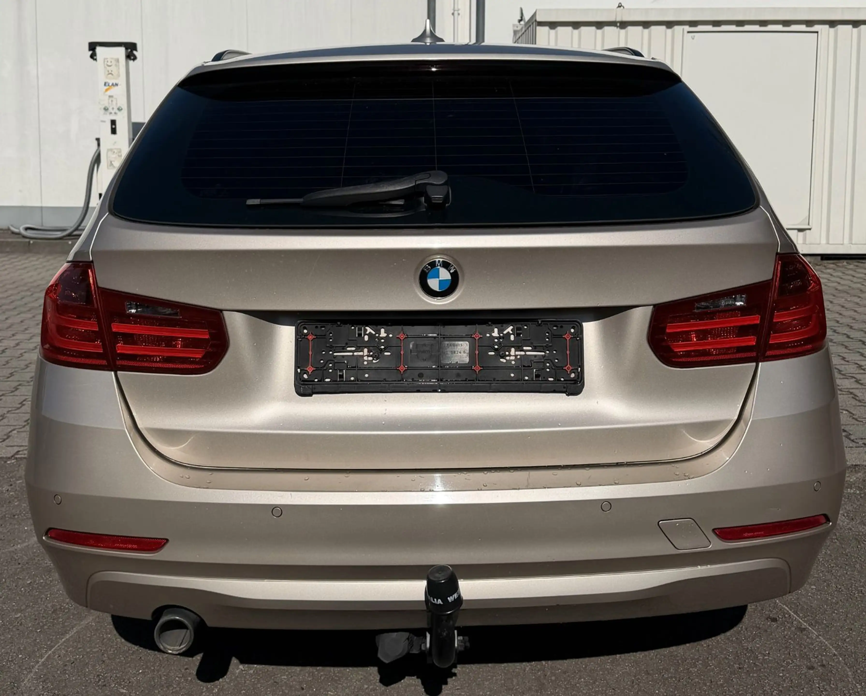 BMW 320 d Touring XENON NAVI PDC AHK 2 HAND TOP — photo 13