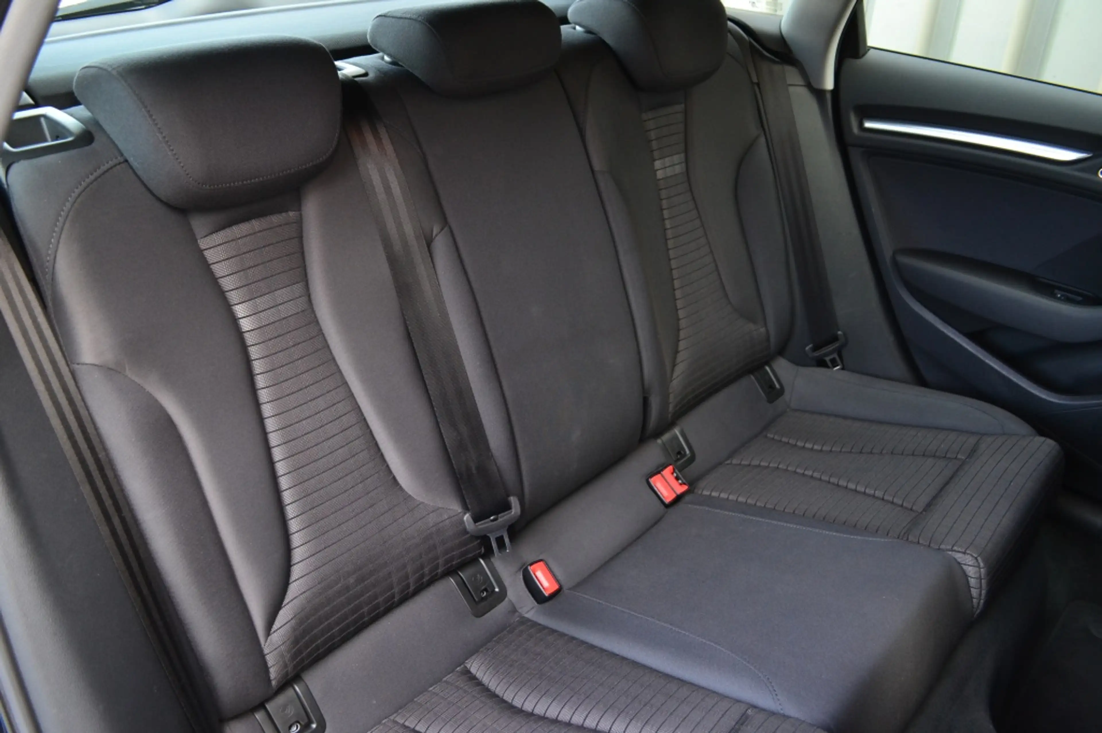 Audi A3 Sportback 30 TFSI De.PL.+ — photo 13
