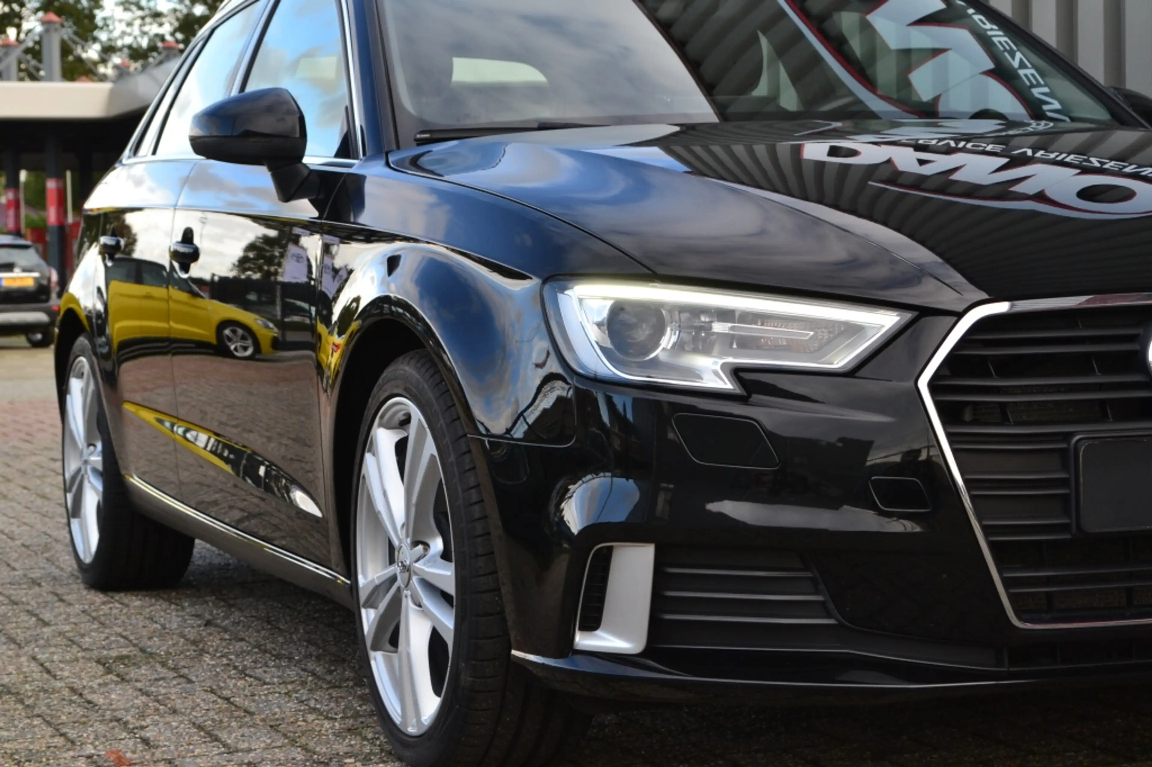 Audi A3 Sportback 30 TFSI De.PL.+ — photo 20
