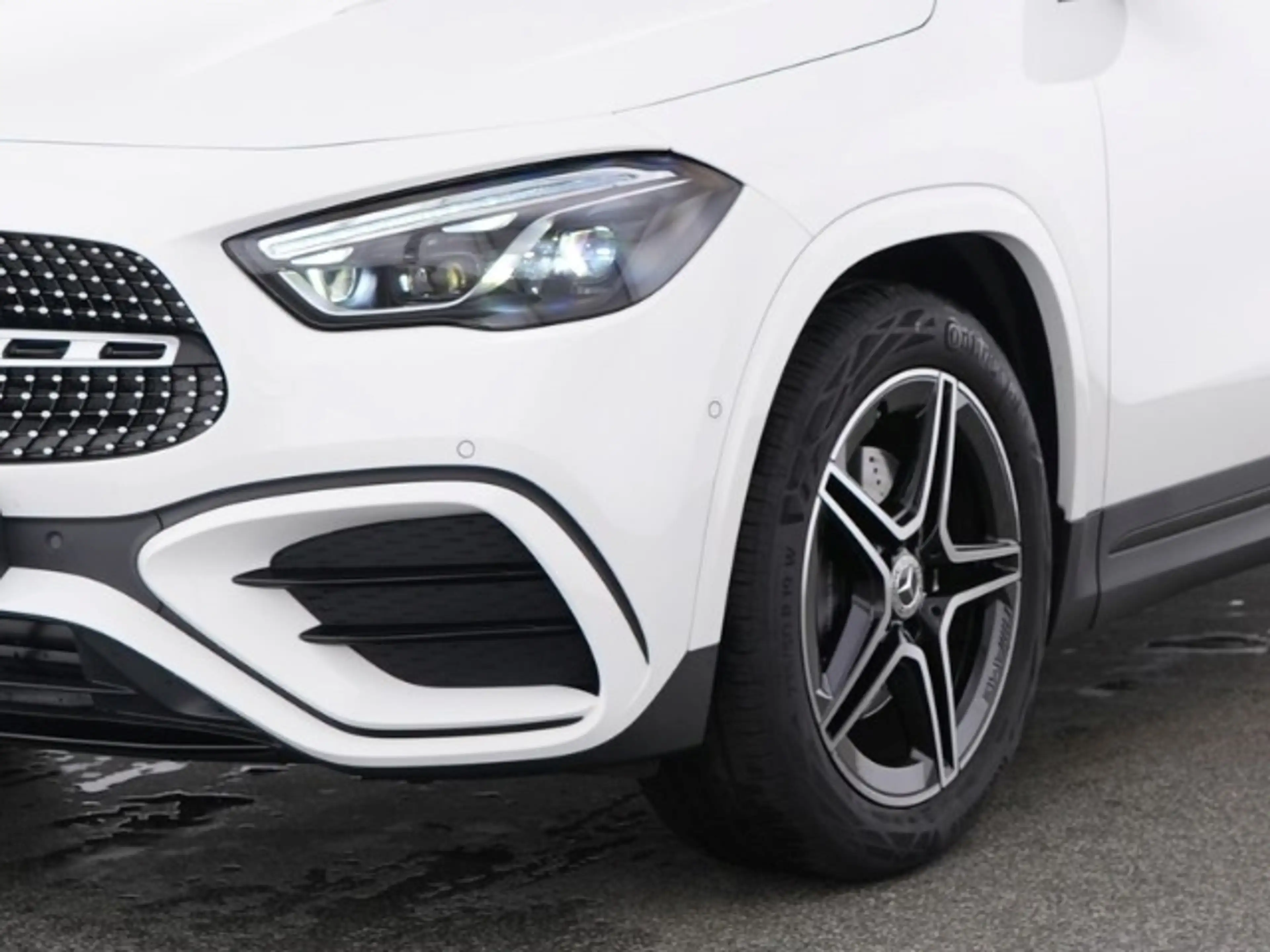Mercedes-Benz GLA 220 d 4Matic AMG Line Premium+ Night Fahrassist — photo 4