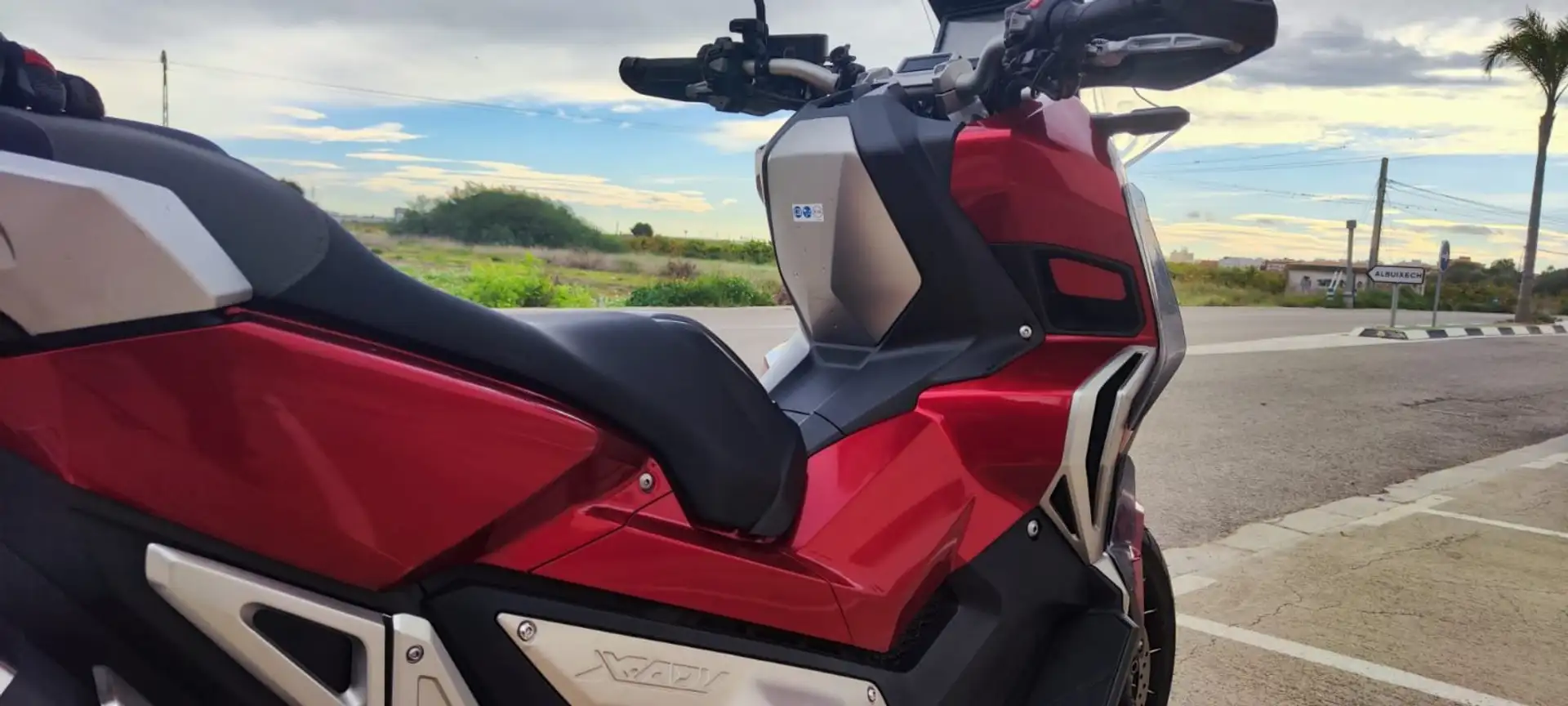 Honda X-ADV 2018 Roşu - 1