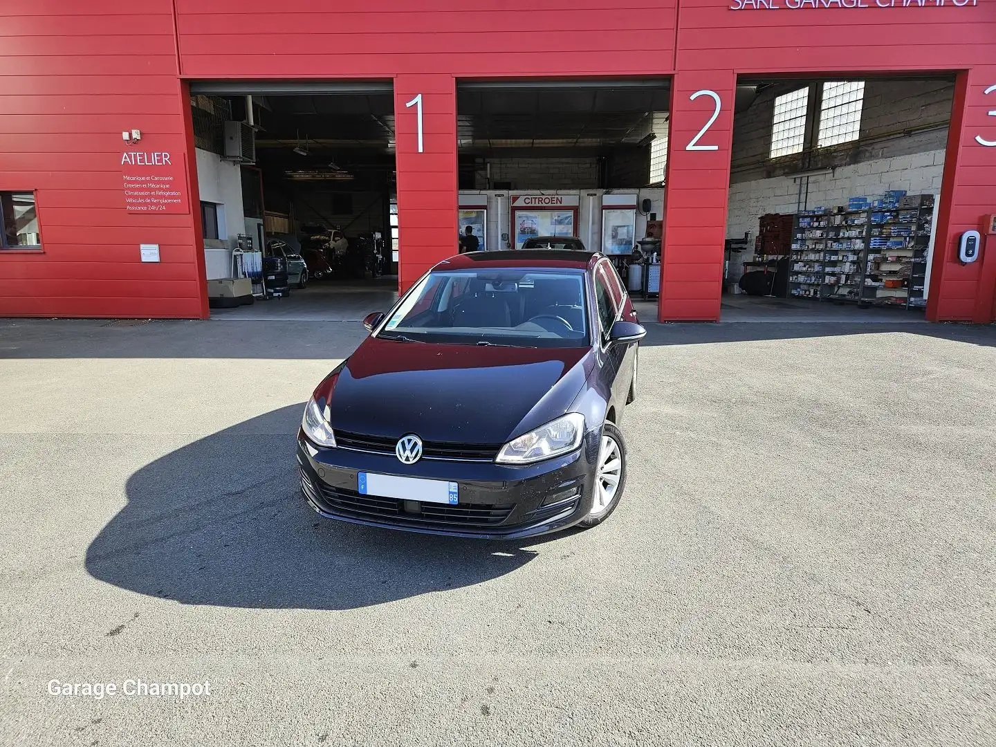 Volkswagen Golf 1.6 TDI 110CH BLUEMOTION TECHNOLOGY FAP CONFORTLIN - 1