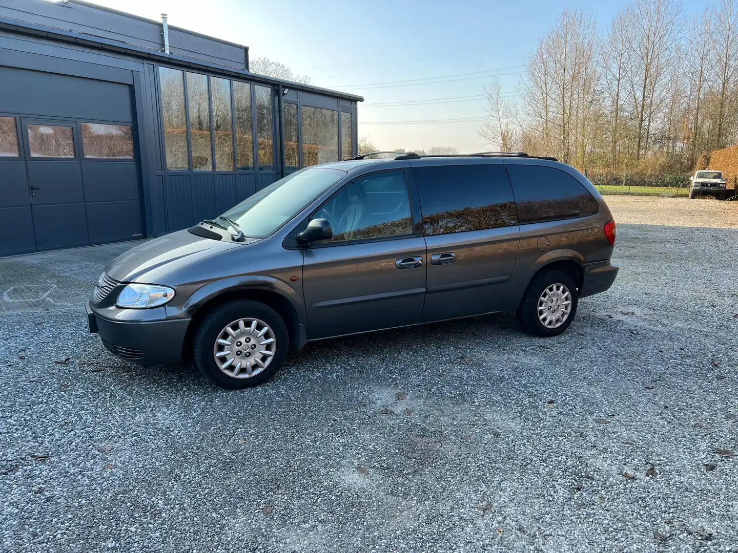Chrysler Voyager 2.5 Turbo CRD 16v SE 5 PLACES /// UTILUTAIRE// Grigio - 2