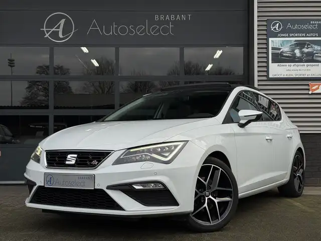 SEAT Leon 1.5 TSI FR DSG Pano DigiDash LED