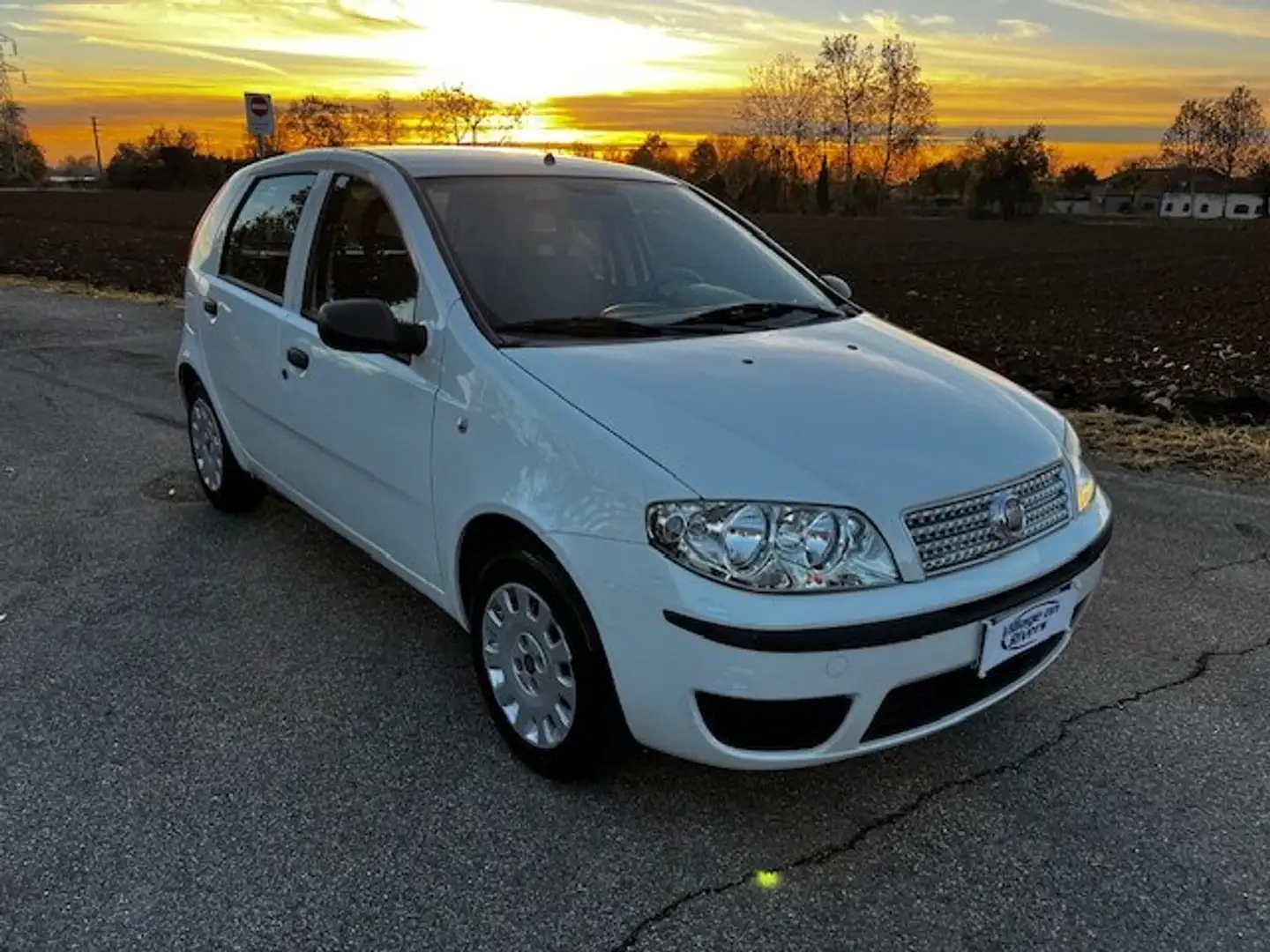 Fiat Punto Punto 5p 1.2 Classic Active NEOPATENTATI Blanc - 1