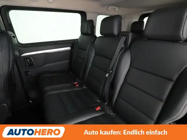 Opel Zafira Life view 14