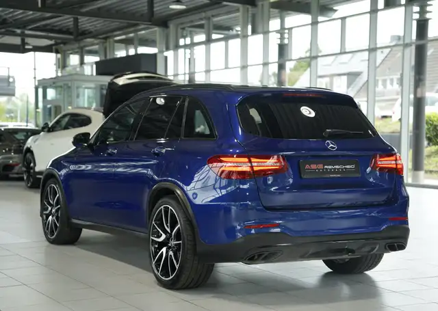 Mercedes-Benz GLC view 10