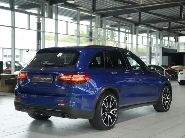 Mercedes-Benz GLC view 8