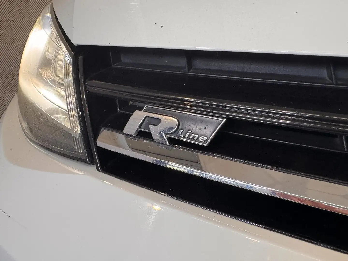 Volkswagen Golf VII Lim.*R-LINE*ACC-PANO-BI XENON-SPORTSITZ Weiß - 2