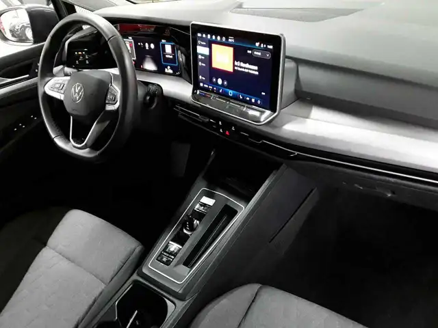 Volkswagen Golf view 9