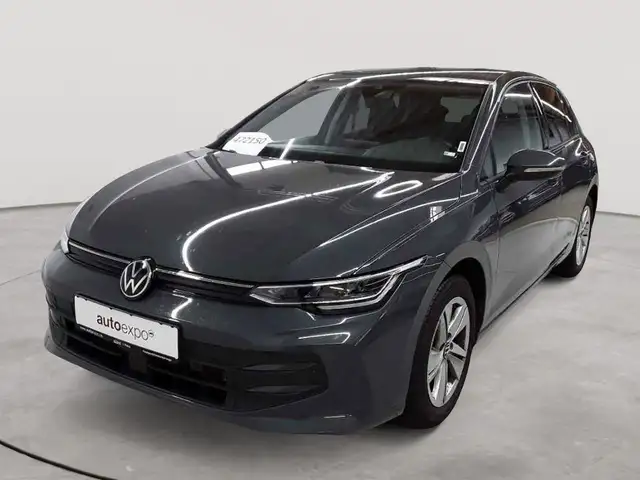 Volkswagen Golf view 2