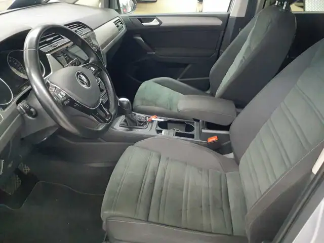 Volkswagen Touran view 7