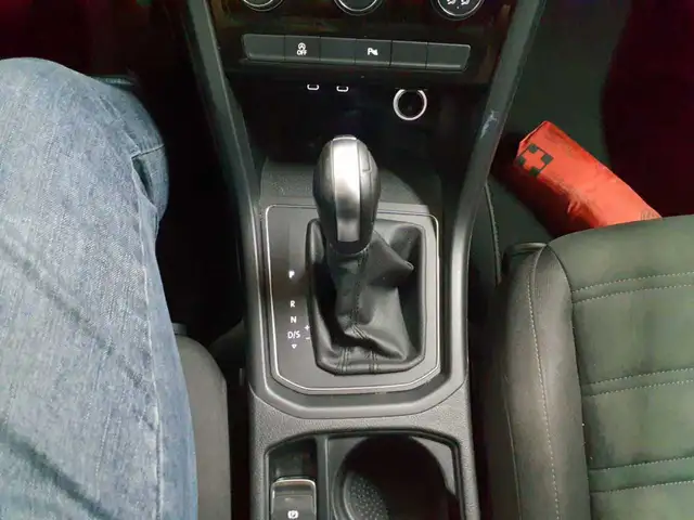 Volkswagen Touran view 10