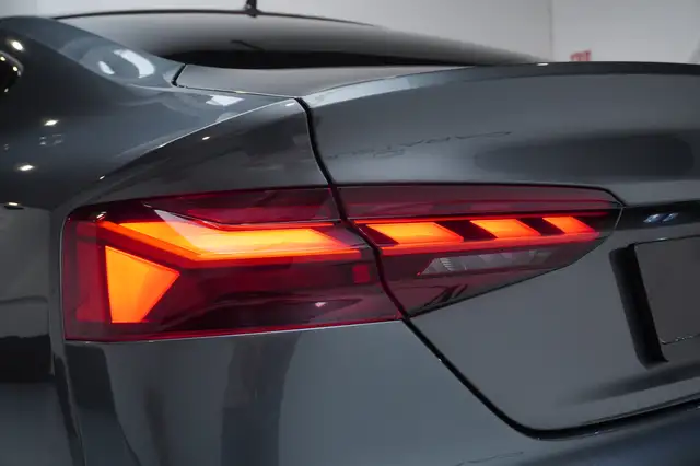 Audi A5 view 12