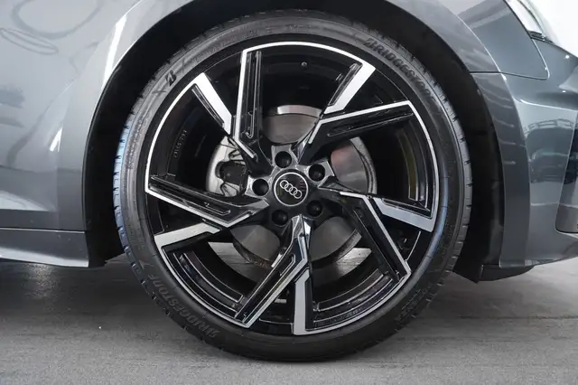 Audi A5 view 13