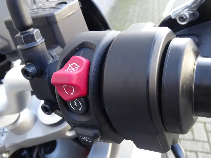 Ducati DesertX - foto 8