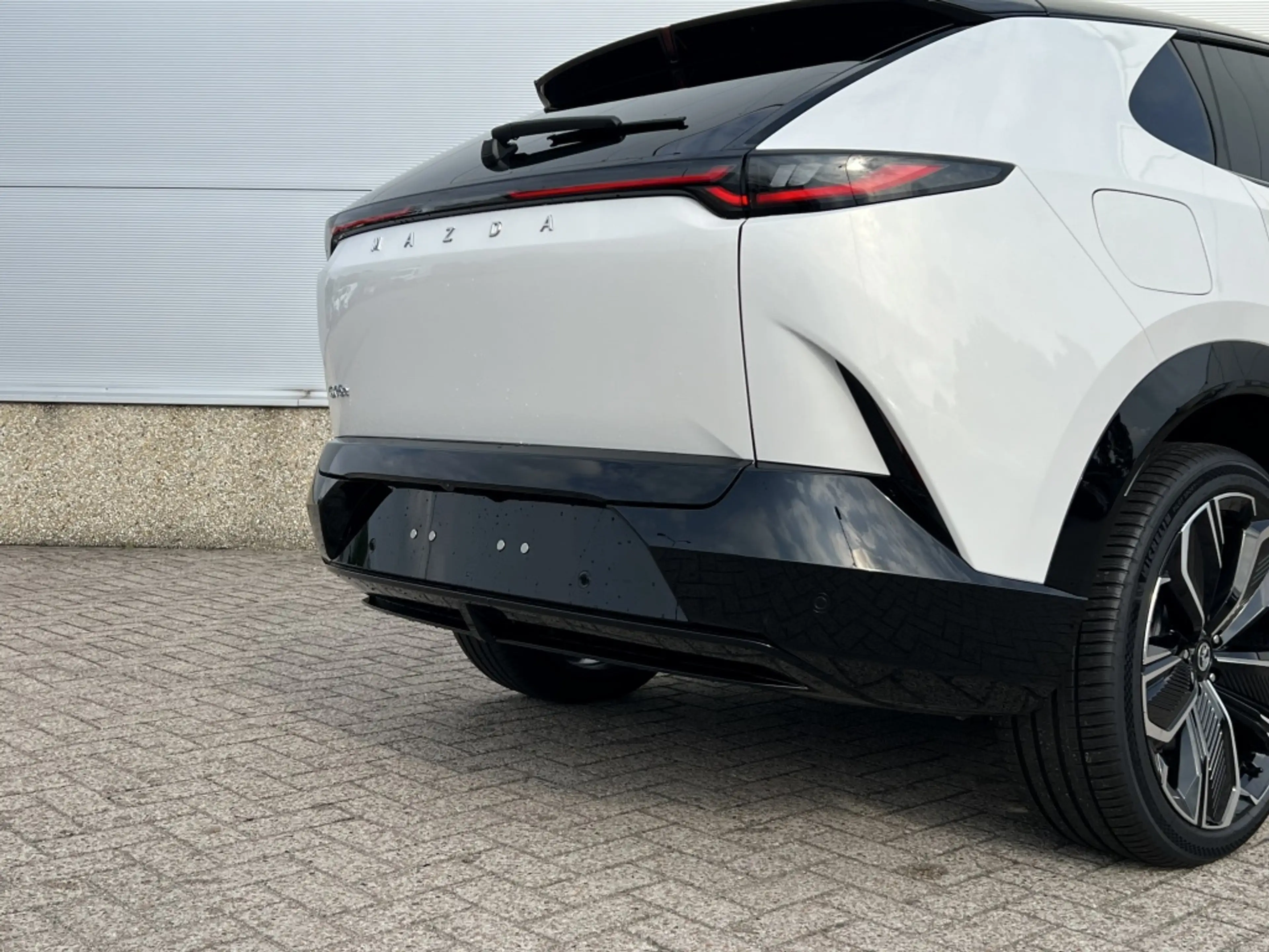 Mazda CX-6e Takumi 78 kWh — photo 8