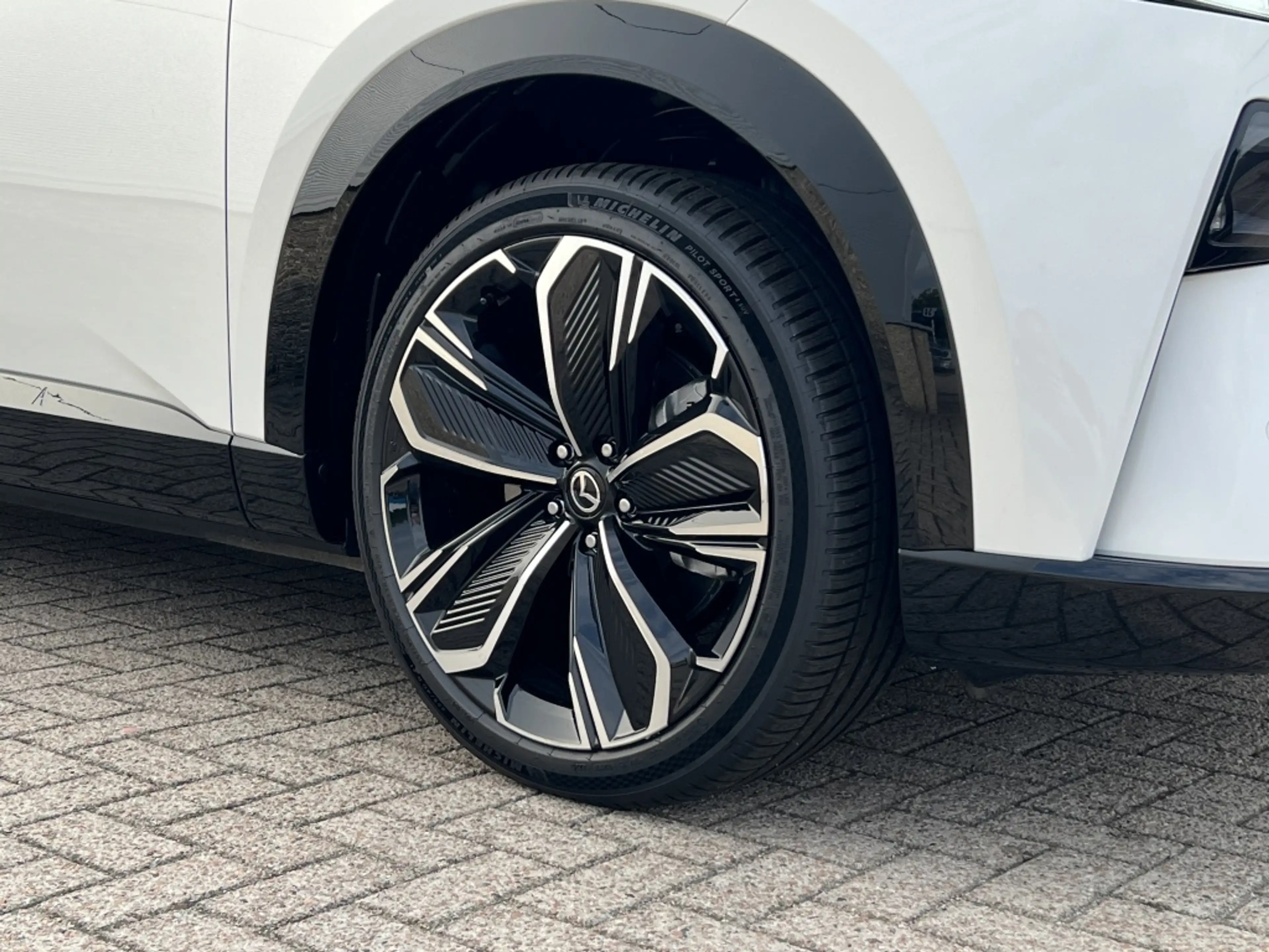Mazda CX-6e Takumi 78 kWh — photo 4