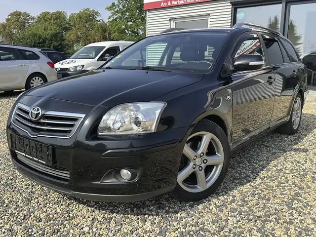 Toyota Avensis Kombi 2.2 D-CAT Sol/KLIMAA./AHK./BT./SHZ