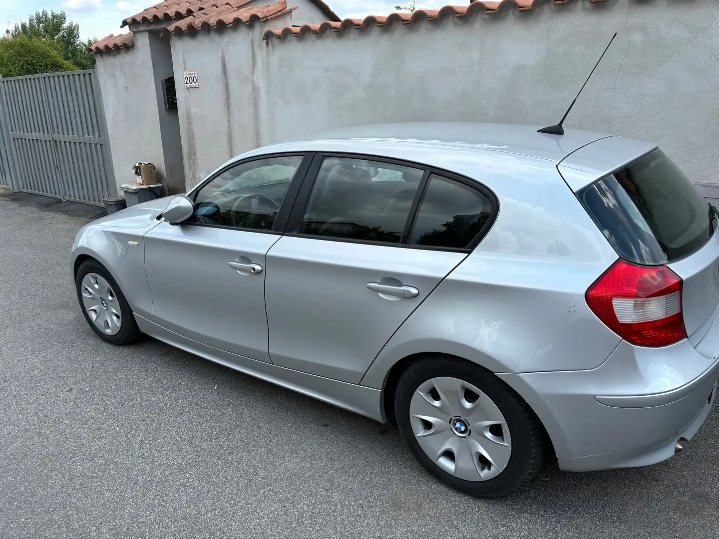 BMW 118 Serie 1 E87 2004 118d Attiva Grigio - 2