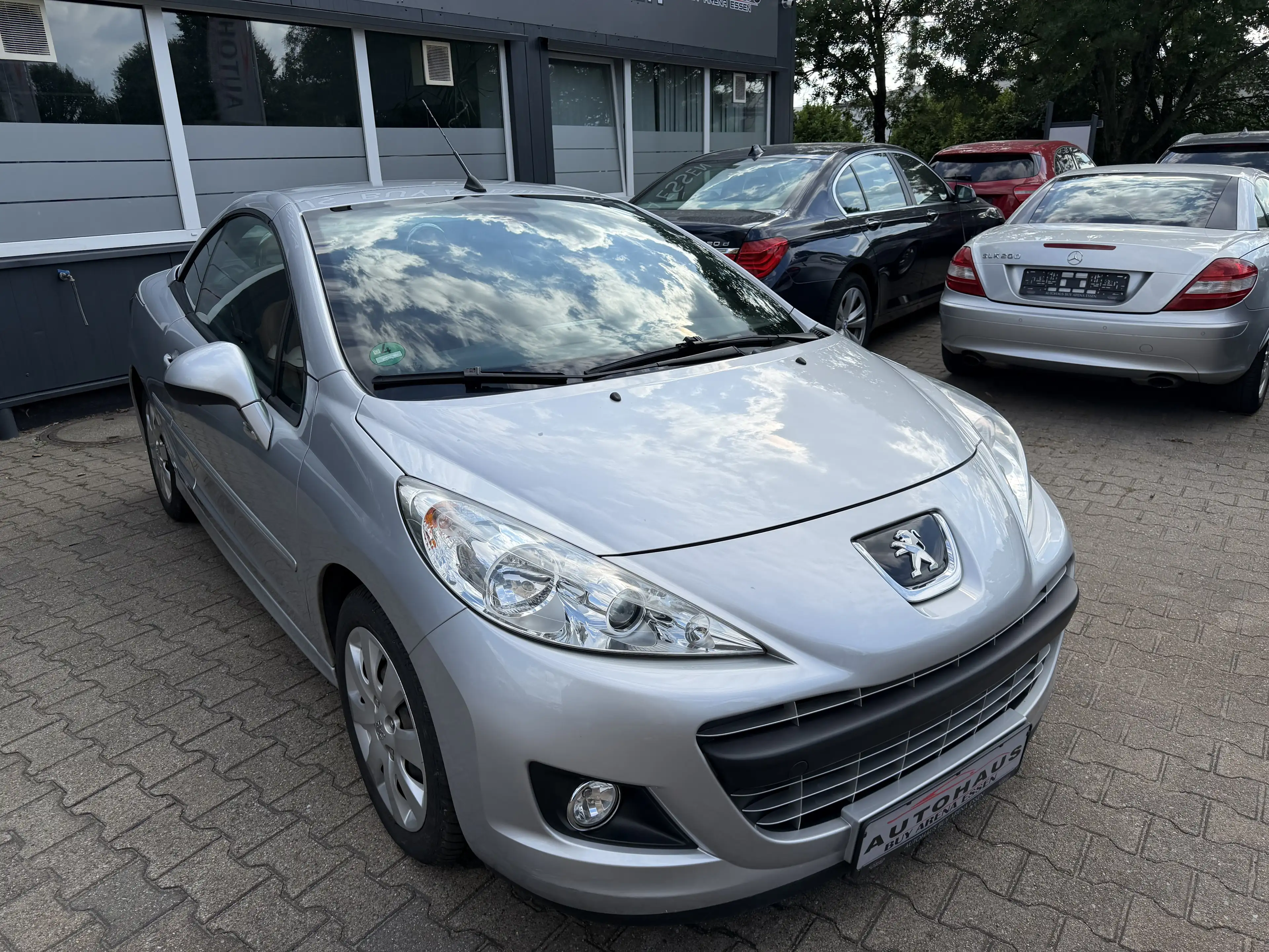 Peugeot 207 CC Allure 120 VTI AUTOMATIK CABRIO 1.Hand Voll S.H — photo 5