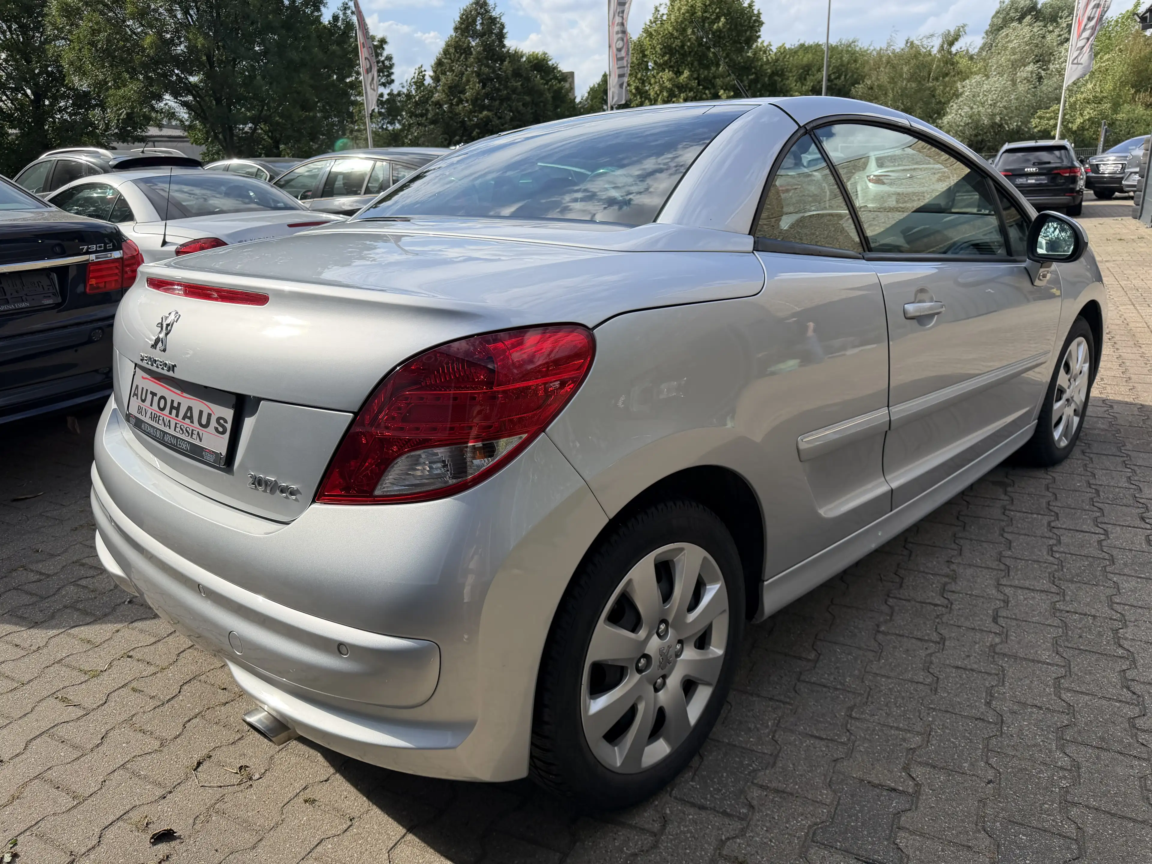 Peugeot 207 CC Allure 120 VTI AUTOMATIK CABRIO 1.Hand Voll S.H — photo 12