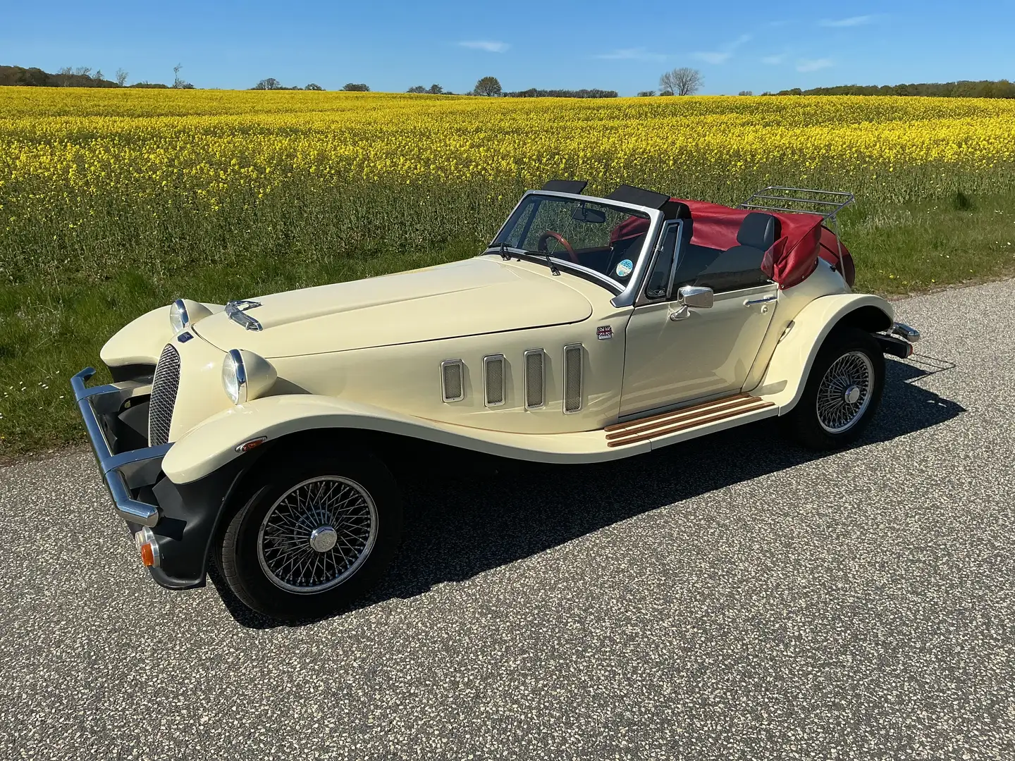 Oldtimer Panther Kallista Beige - 1