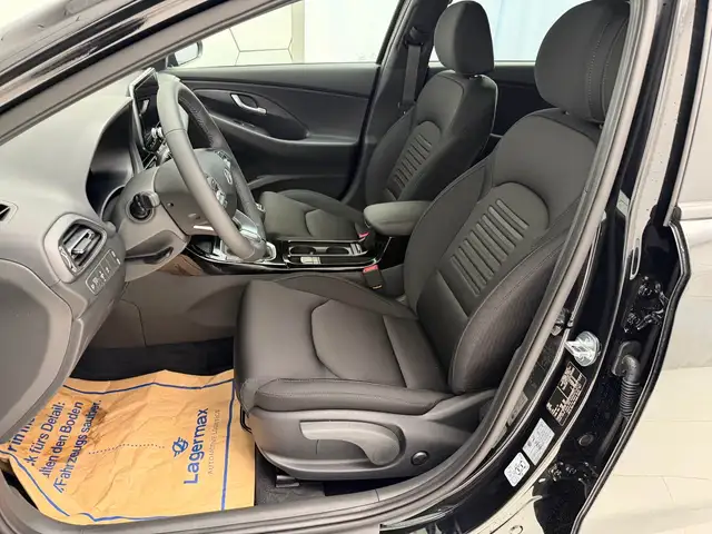 Hyundai i30 view 10