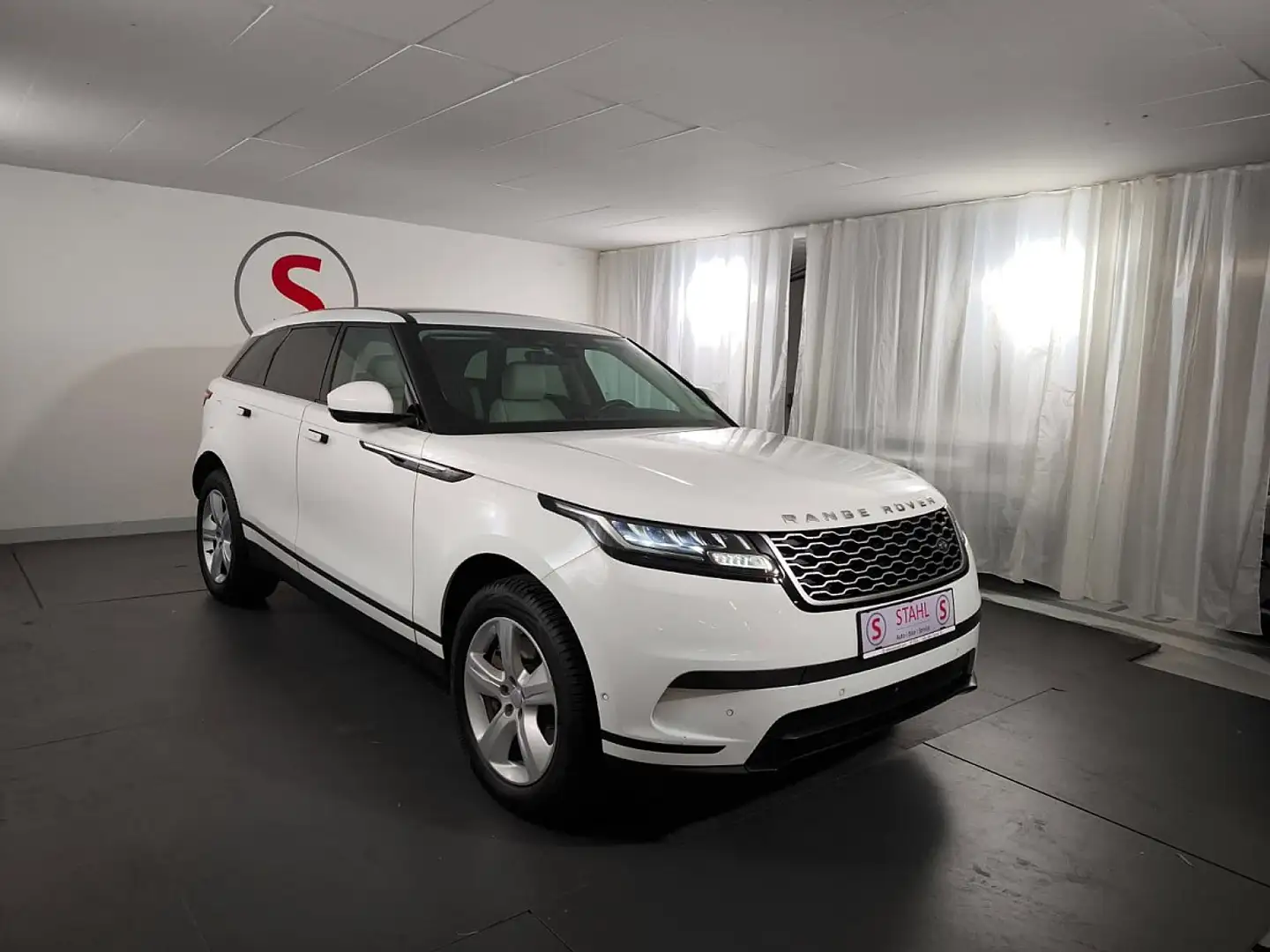 Land Rover Range Rover Velar P400e PHEV Allrad Aut. Weiß - 2