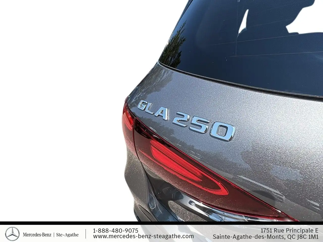 Mercedes-Benz GLA снимка Mercedes-Benz GLA