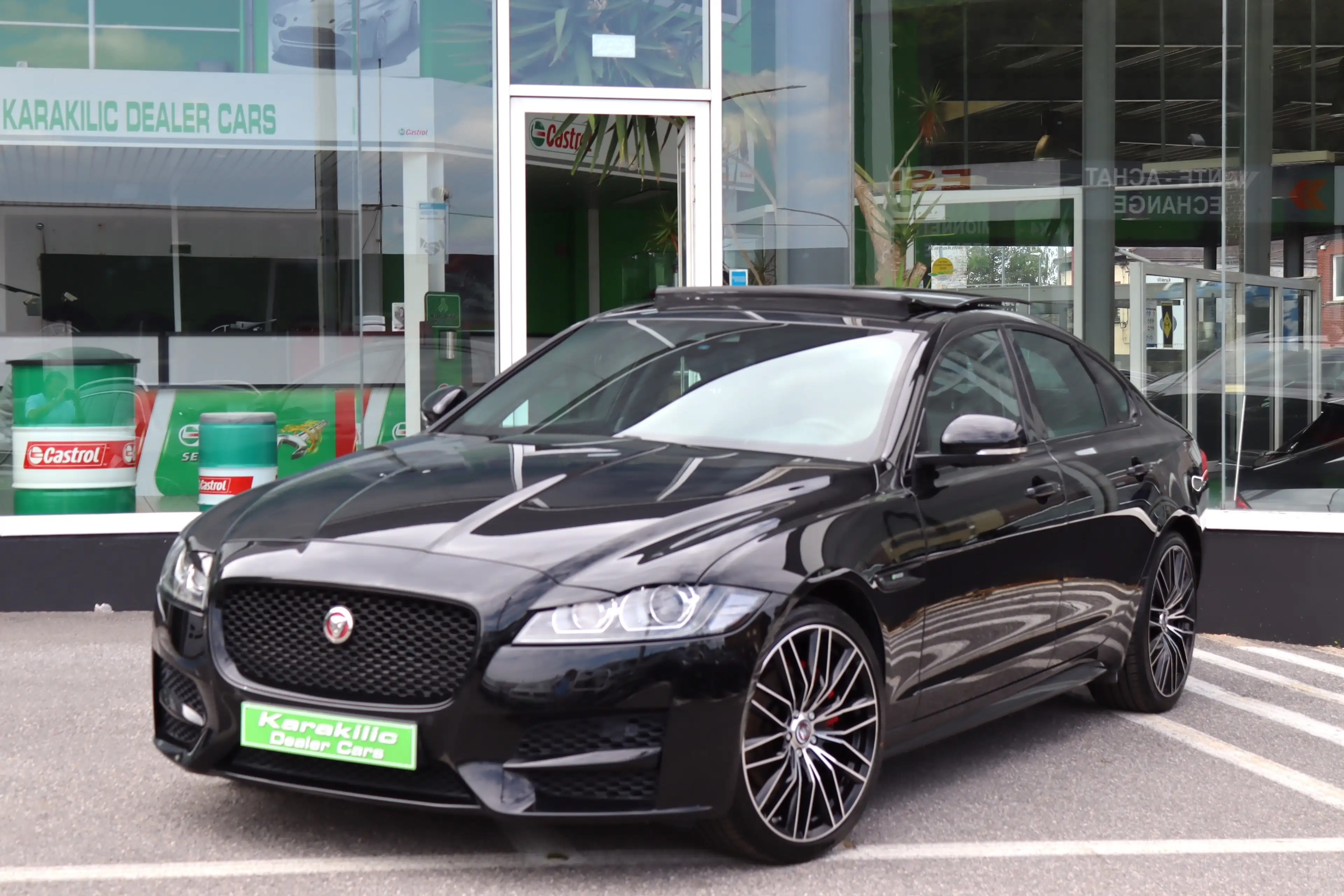 Jaguar XF 2.0D 163CV R-SPORT TOIT PANO GPS CAMERA XENON FULL OPTIONS — photo 6