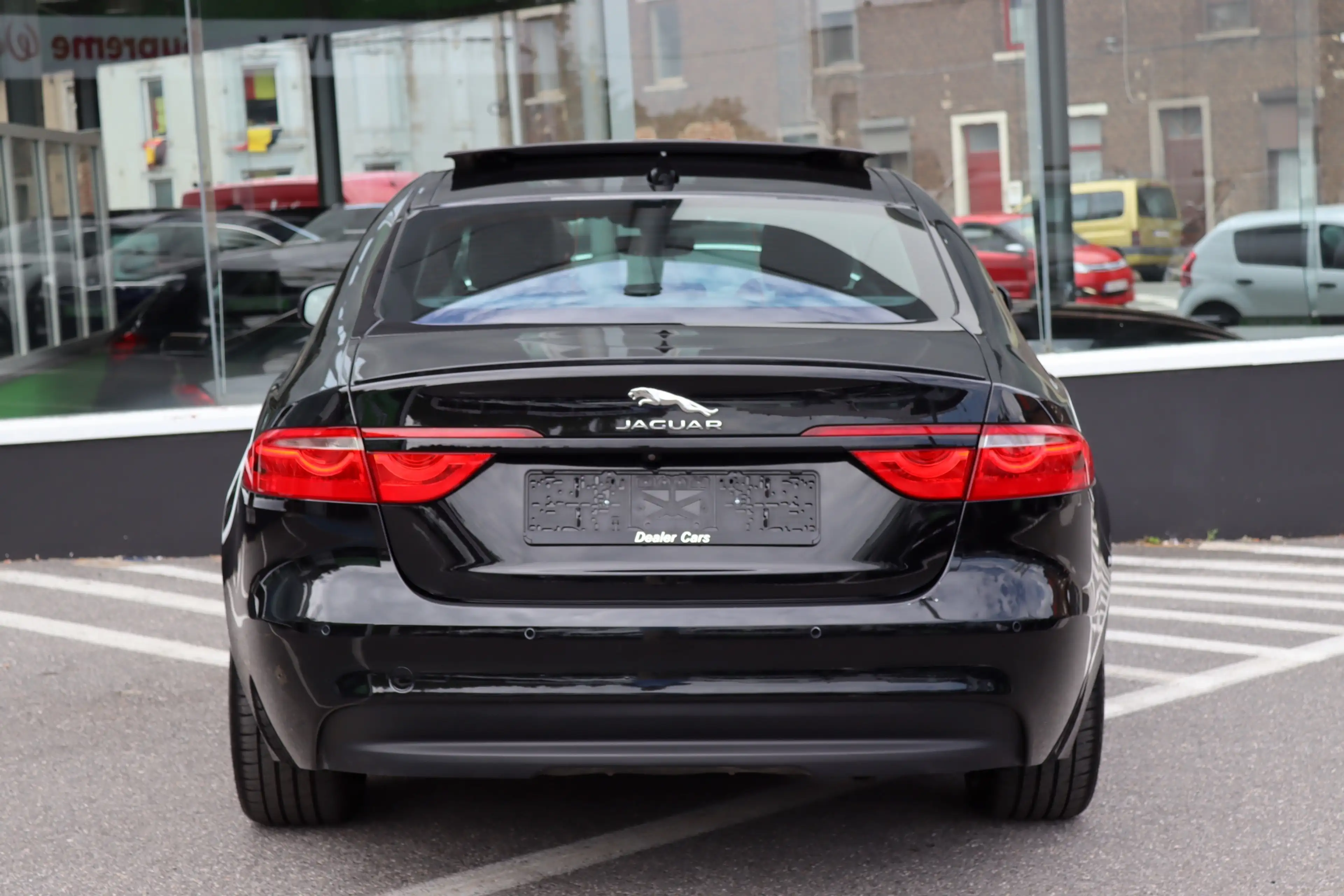 Jaguar XF 2.0D 163CV R-SPORT TOIT PANO GPS CAMERA XENON FULL OPTIONS — photo 4