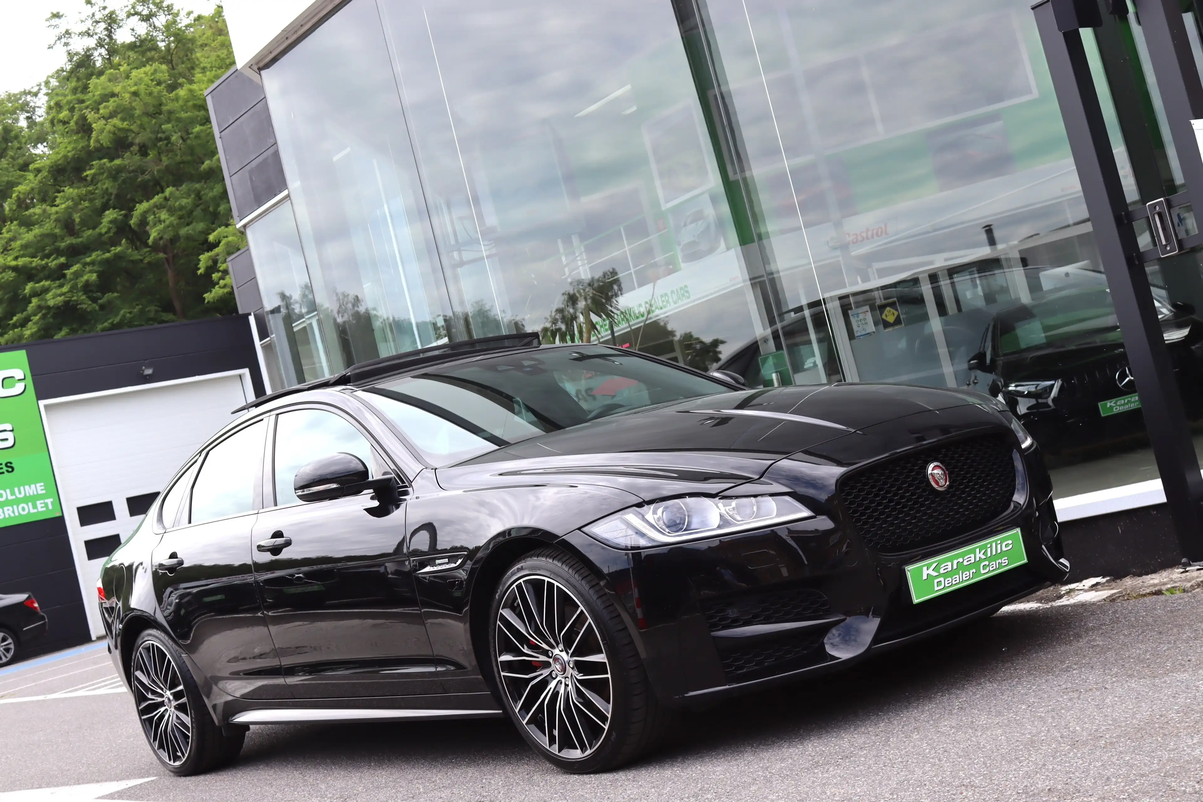 Jaguar XF 2.0D 163CV R-SPORT TOIT PANO GPS CAMERA XENON FULL OPTIONS — photo 3