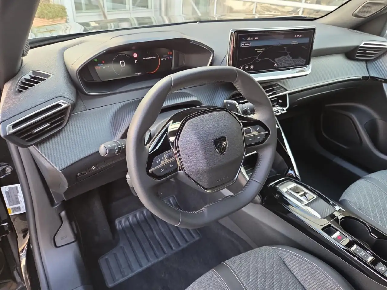 Peugeot 2008 Allure,ACC,LED,NAVI,KAMERA,CARPLAY 7