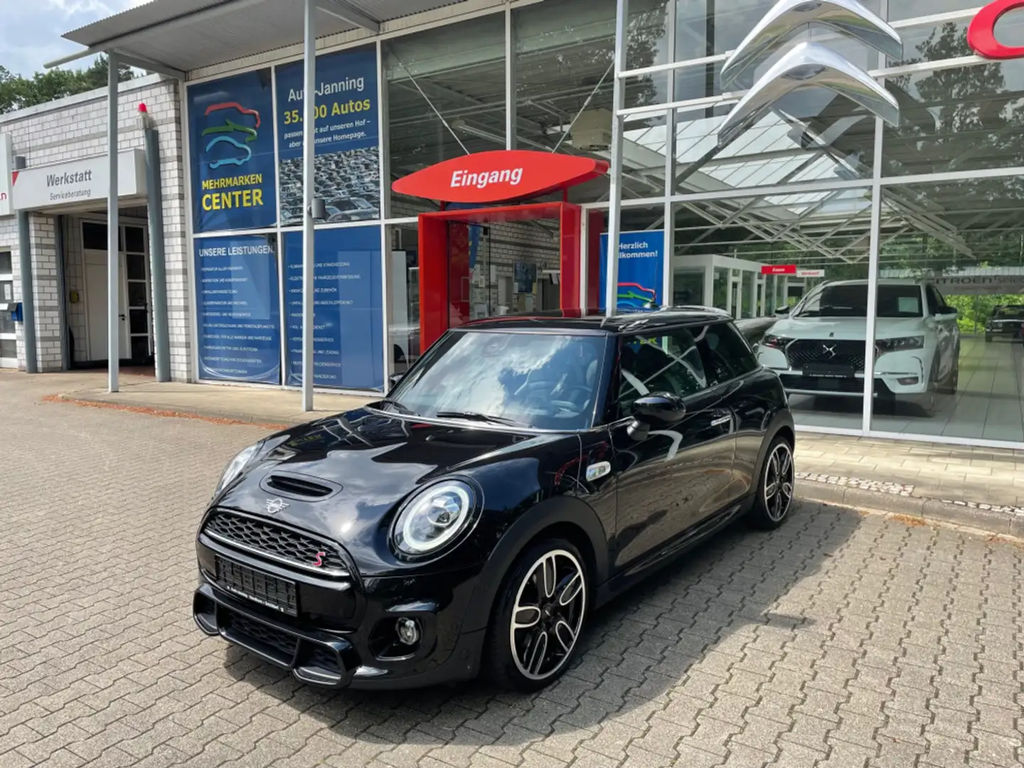 MINI Cooper S Aut.-JCW-Navi-LED-Pano-Kamera Zwart - 1
