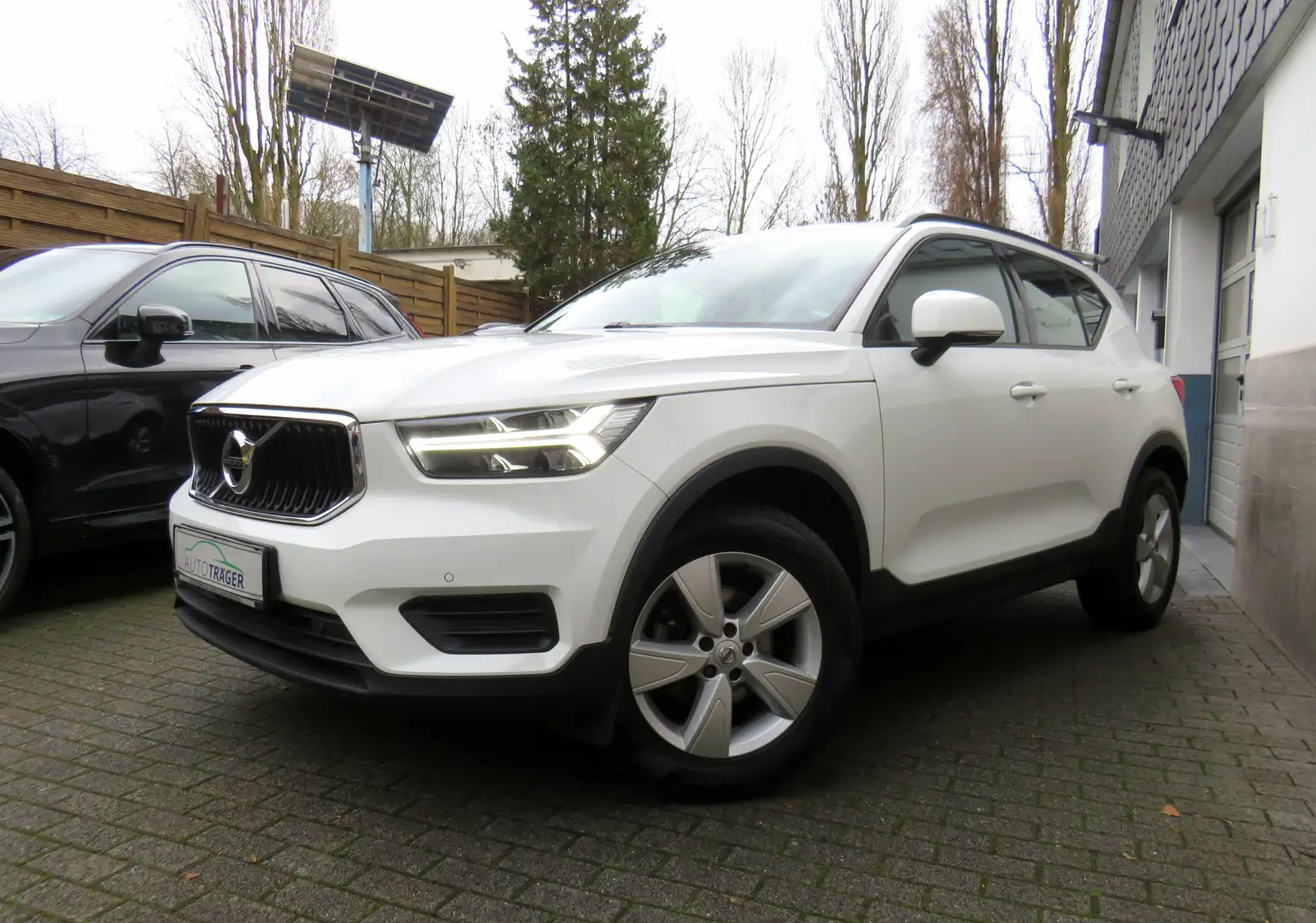 Volvo XC40 2WD // Virtual/Kamera/AHK/LED/SHZ Blanc - 2