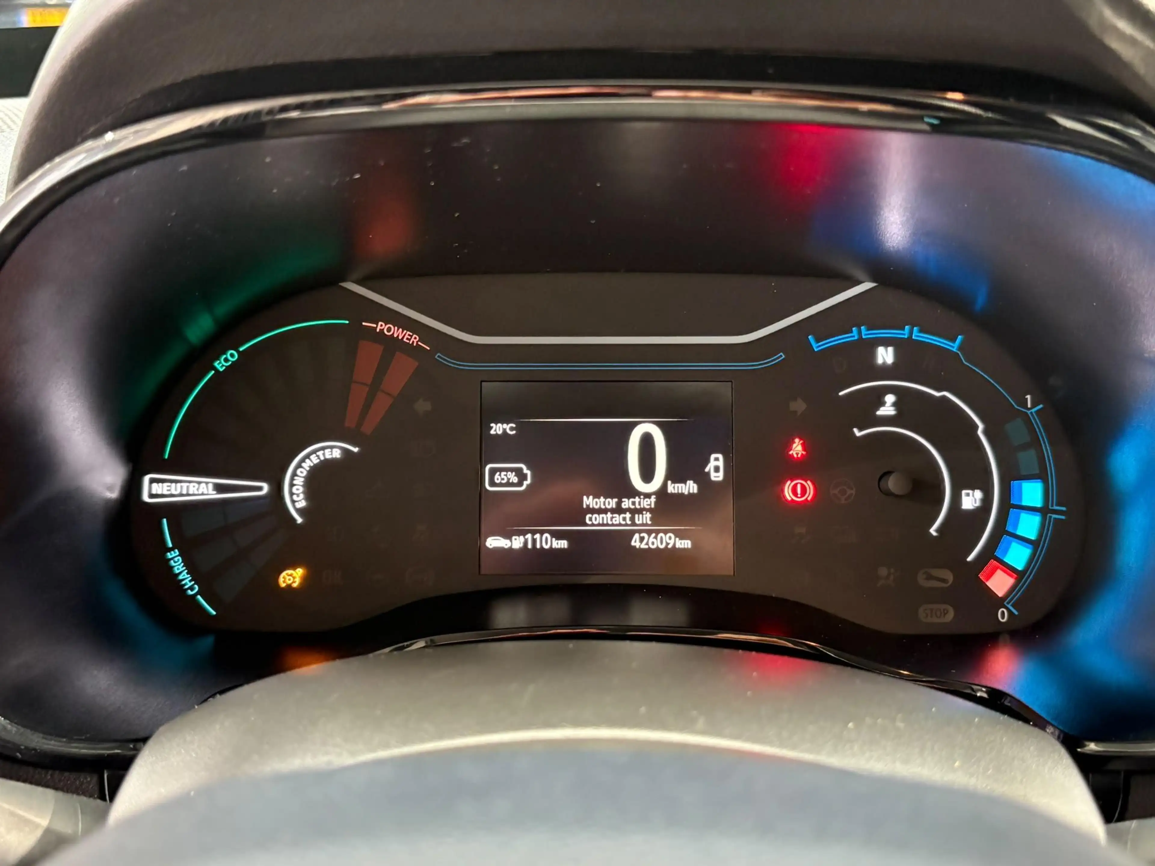 Dacia Spring Comfort Plus 27 kWh | Navigatie | Airco | Camera | — photo 27