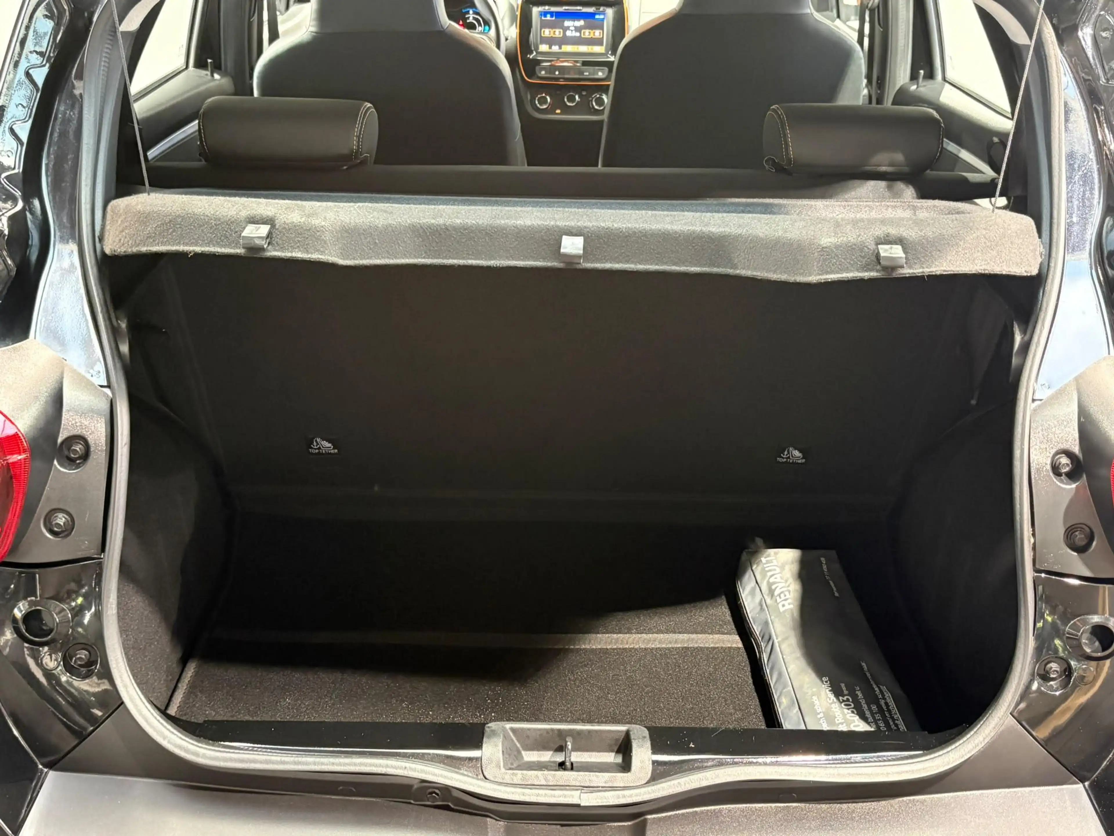 Dacia Spring Comfort Plus 27 kWh | Navigatie | Airco | Camera | — photo 8