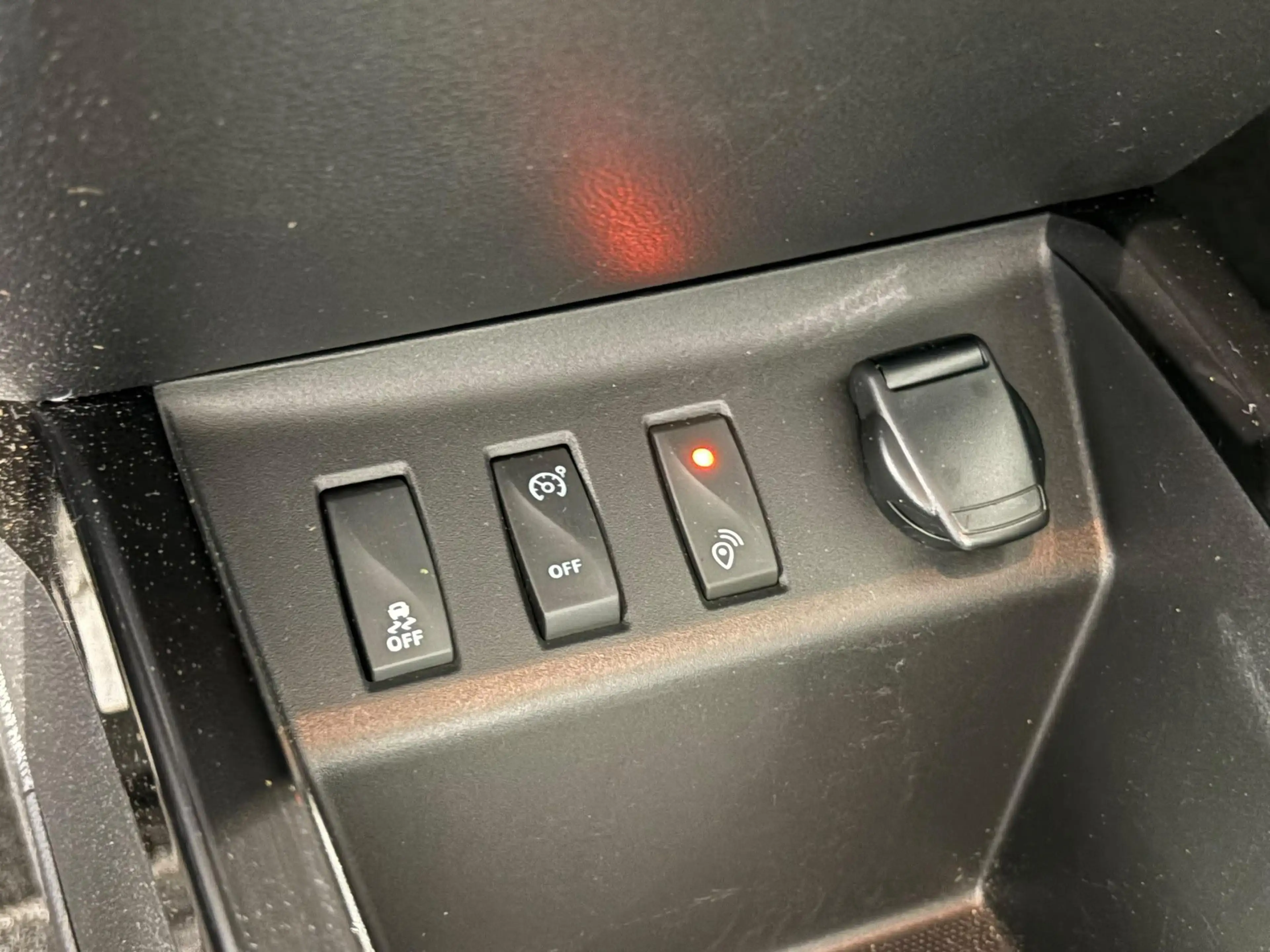 Dacia Spring Comfort Plus 27 kWh | Navigatie | Airco | Camera | — photo 28