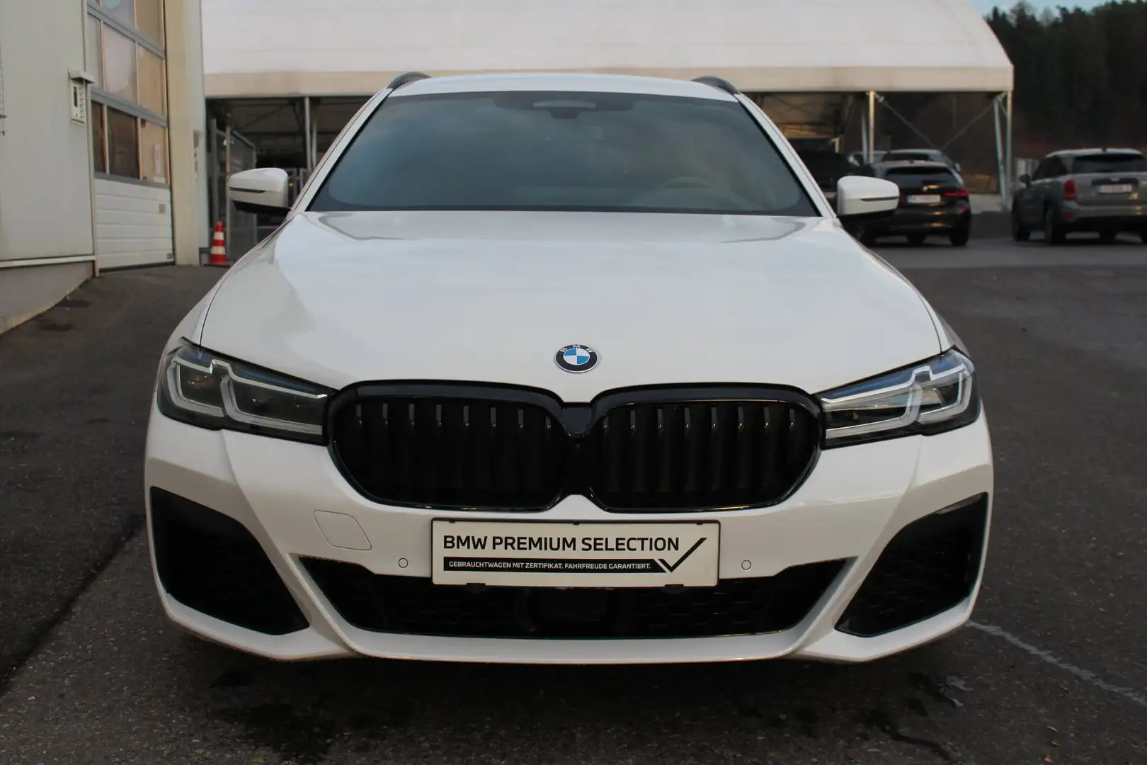 BMW 520 520d xDrive Weiß - 2