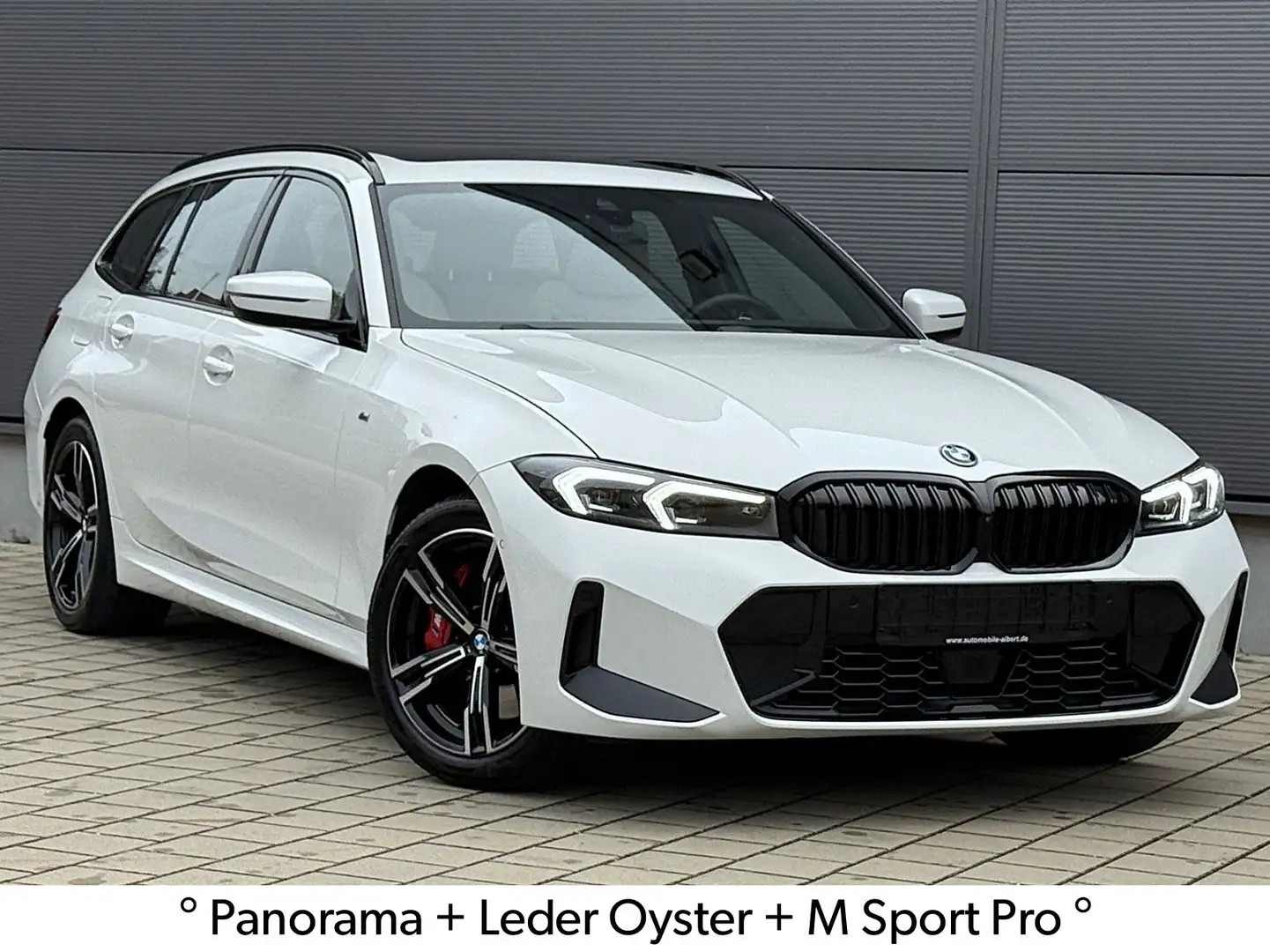 BMW 330 e Touring M Sport PRO*Pano*AHK*ACC*360° Weiß - 1
