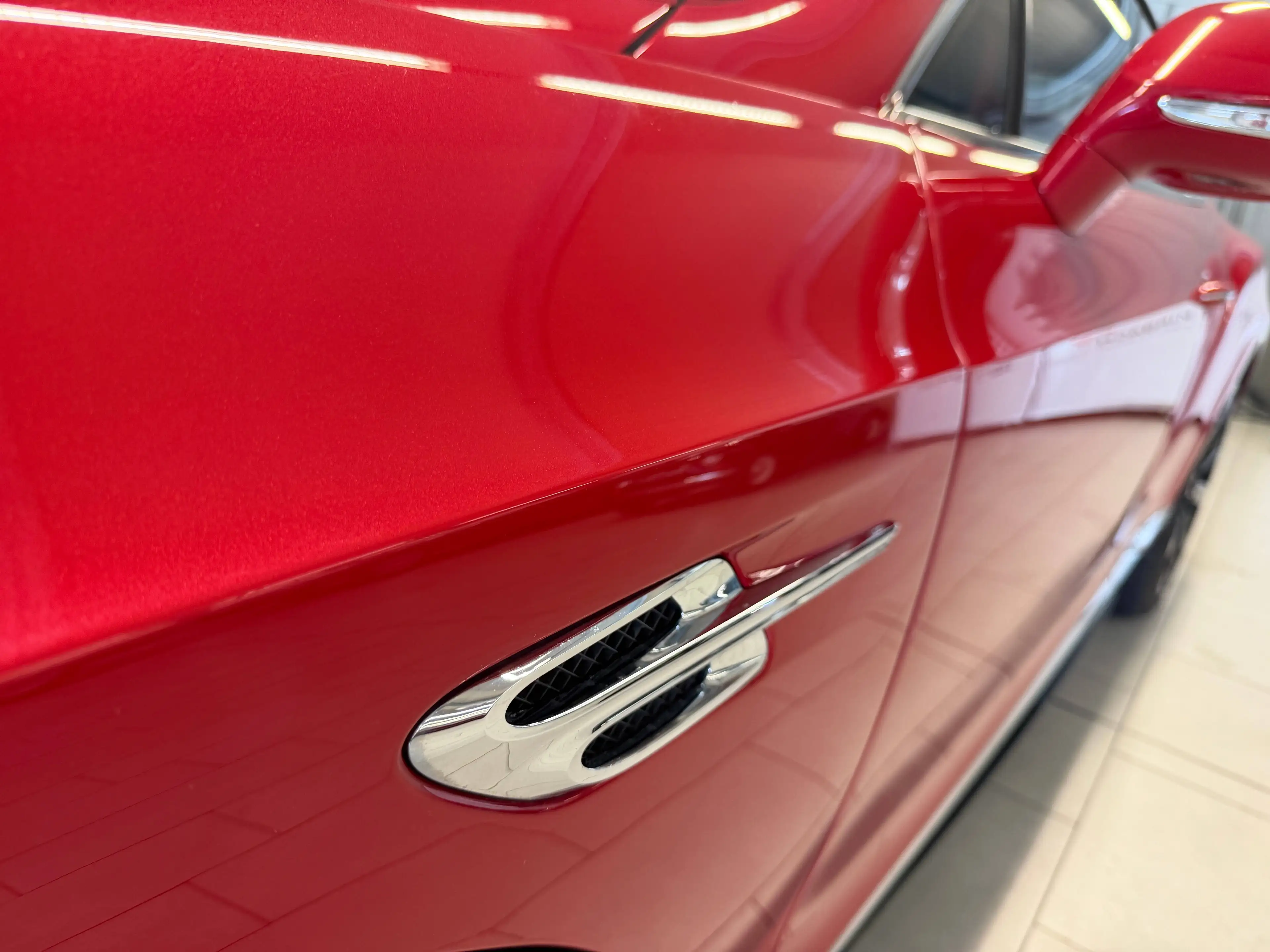 Bentley Continental Continental GT V8 S — photo 5