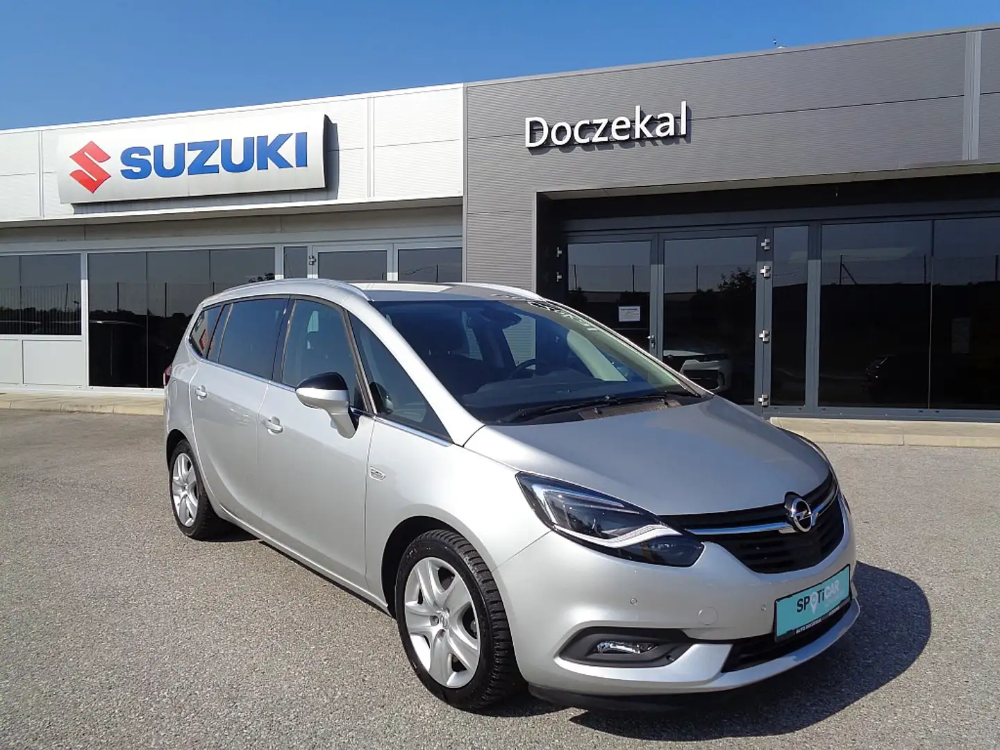 Opel Zafira 1,6 CDTI  Plus Start/Stop Silber - 1